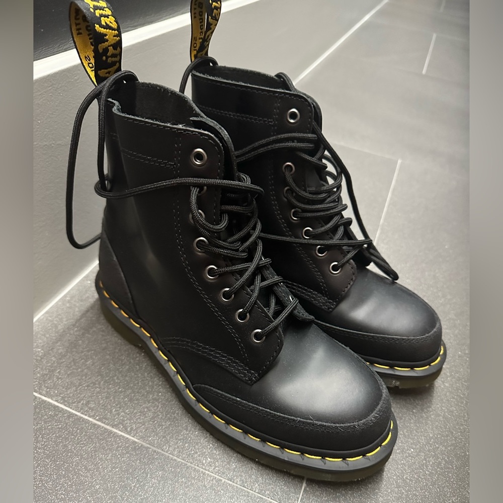 Brand new doc martens boots